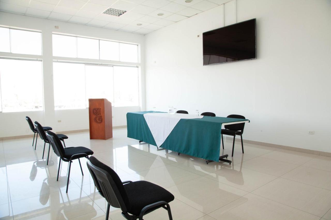 Holiday Suites Tacna Zewnętrze zdjęcie