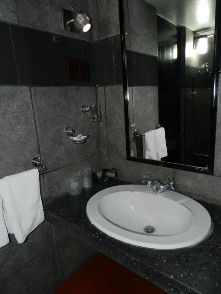 Holiday Suites Tacna Zewnętrze zdjęcie